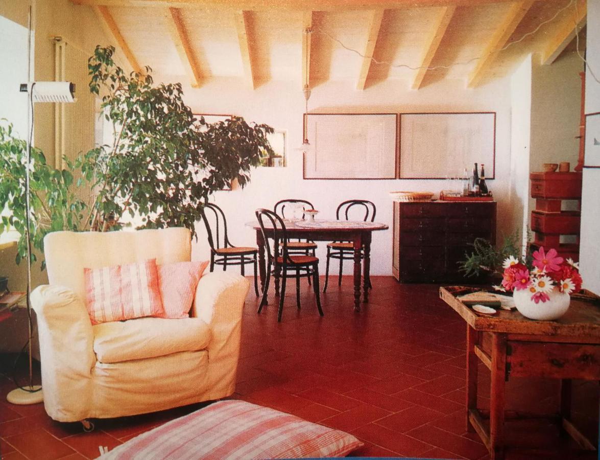 Cottage La Casa Del Pittore Reggimonti Dış mekan fotoğraf