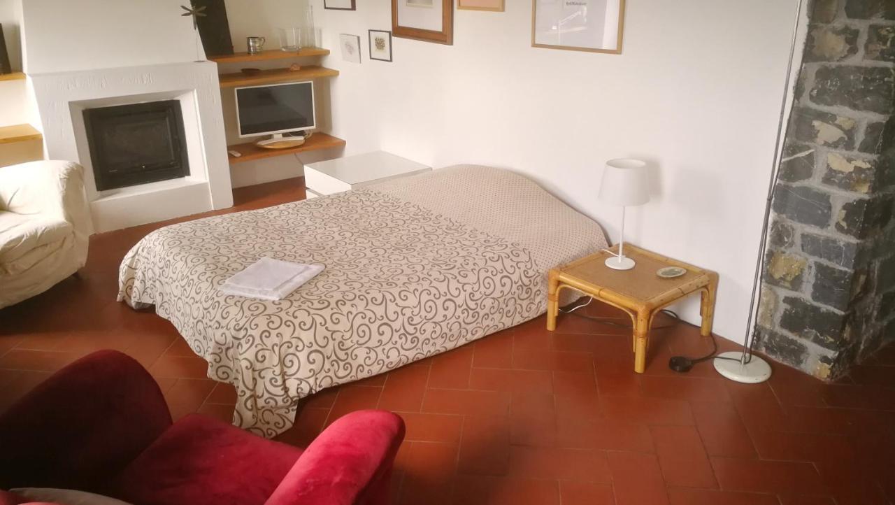 Cottage La Casa Del Pittore Reggimonti Dış mekan fotoğraf