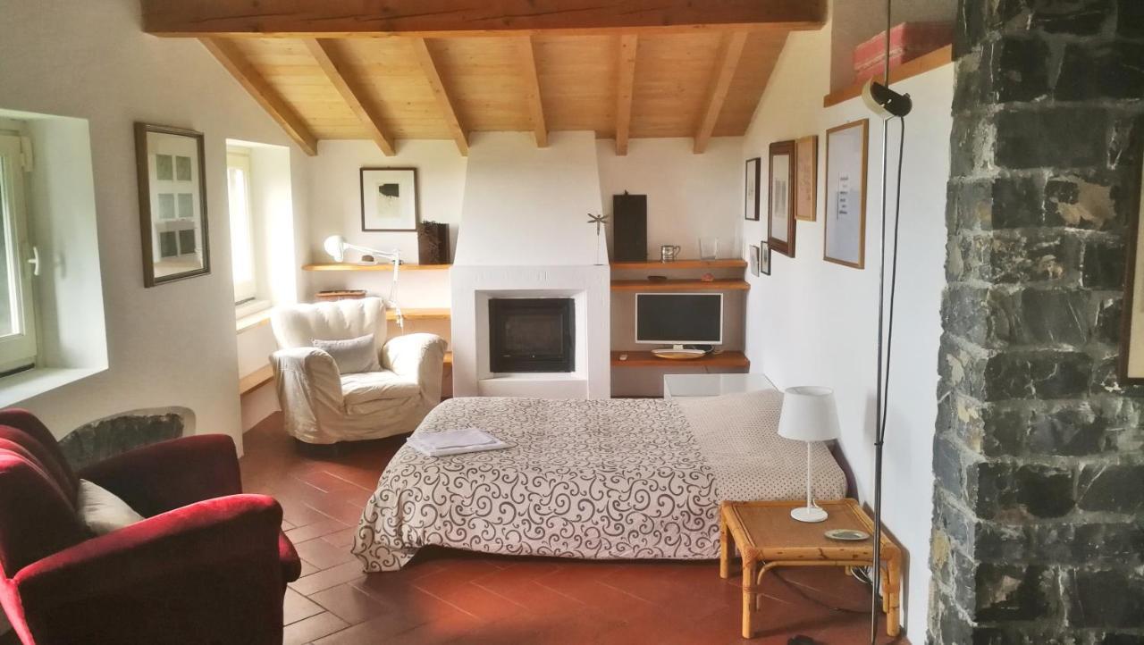 Cottage La Casa Del Pittore Reggimonti Dış mekan fotoğraf